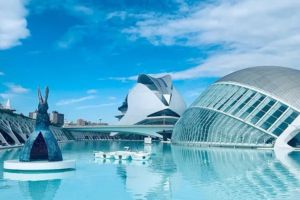 Tourist Guide Costa Blanca. Krok Po Kroku. museo de arte en valencia 